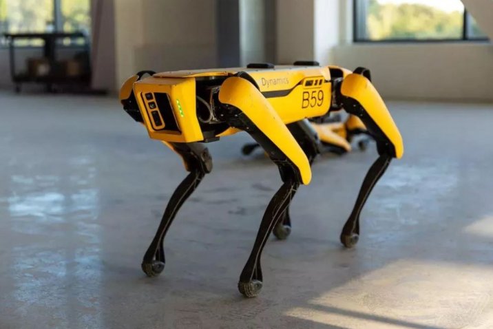 Petrol Rafinerilerinin Güvenliği Boston Dynamics’in Robot Köpeğine Emanet Olacak